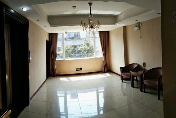 Interior - Shimen Chuyun Tea Travel Hotel (Shimen)