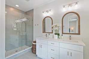 Shower, hair dryer, towels - 8BR Beach Home with Golf Cart, Game Room and Pool! (Miramar Beach)