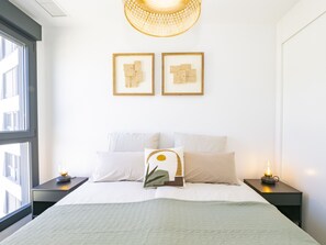 1 dormitorio, tabla de planchar con plancha, wifi gratis y ropa de cama