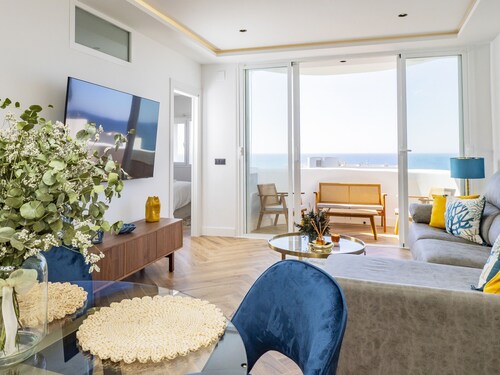 Cubo's Vistalmar Calahonda Apartment / accès à la plage / terrasse / piscine communautaire / wifi gratuit