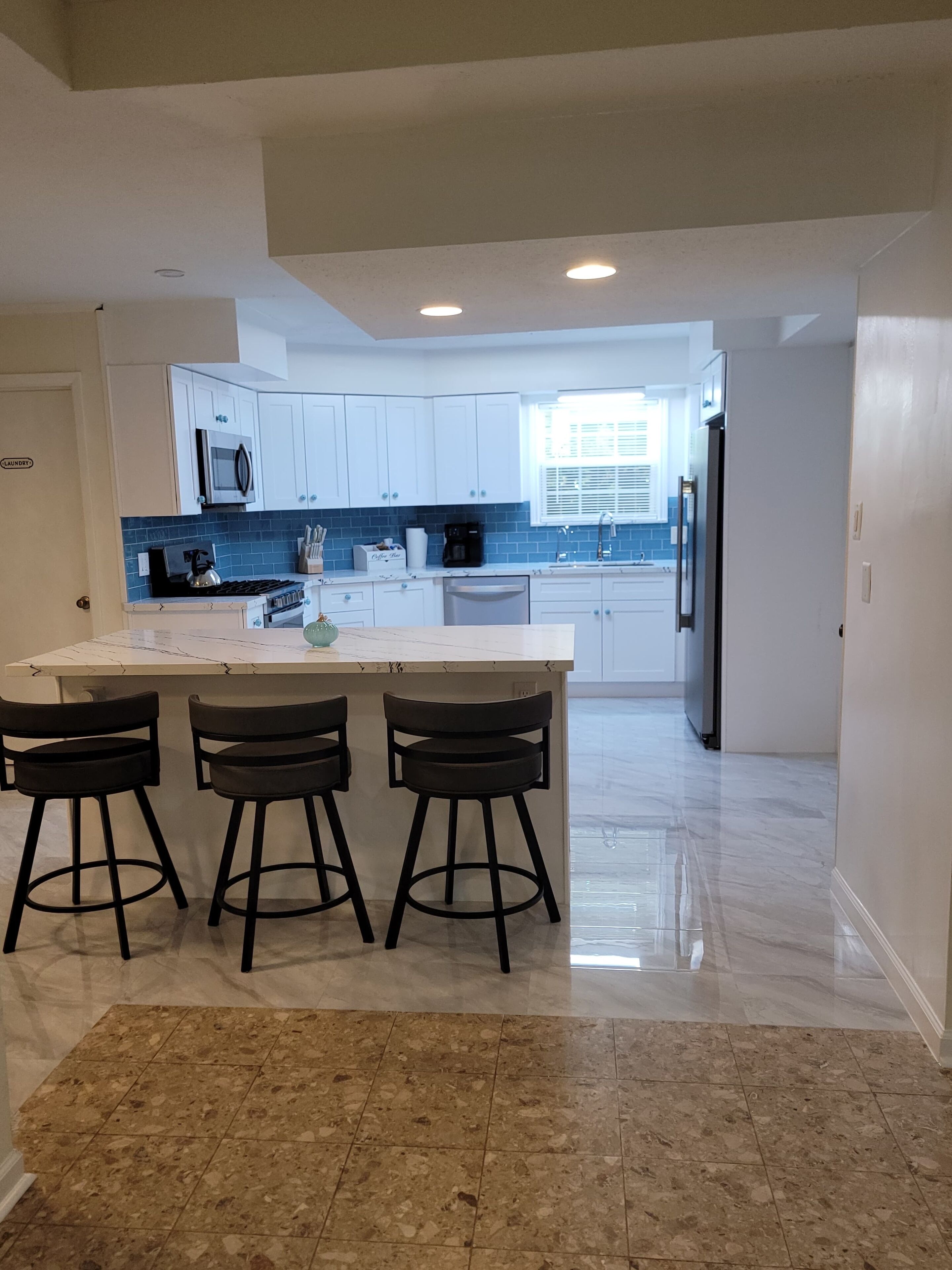 Mikrowelle, Ofen, Herdplatte, Geschirrspüler