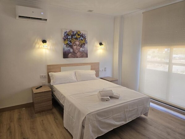 Free WiFi, bed sheets - Hotel Key Reig (Almussafes)