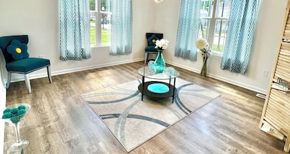 Charming 2800 sq.ft 4-bedroom home with AC and WiFi in Suffolk