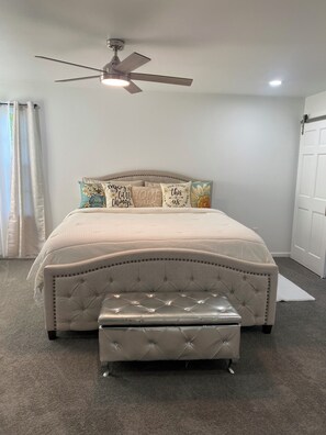4 habitaciones, tabla de planchar con plancha y wifi gratis 