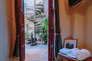 标准房, 1 张双人床 | 客房内保险箱、熨斗/熨板、免费 WiFi、床单