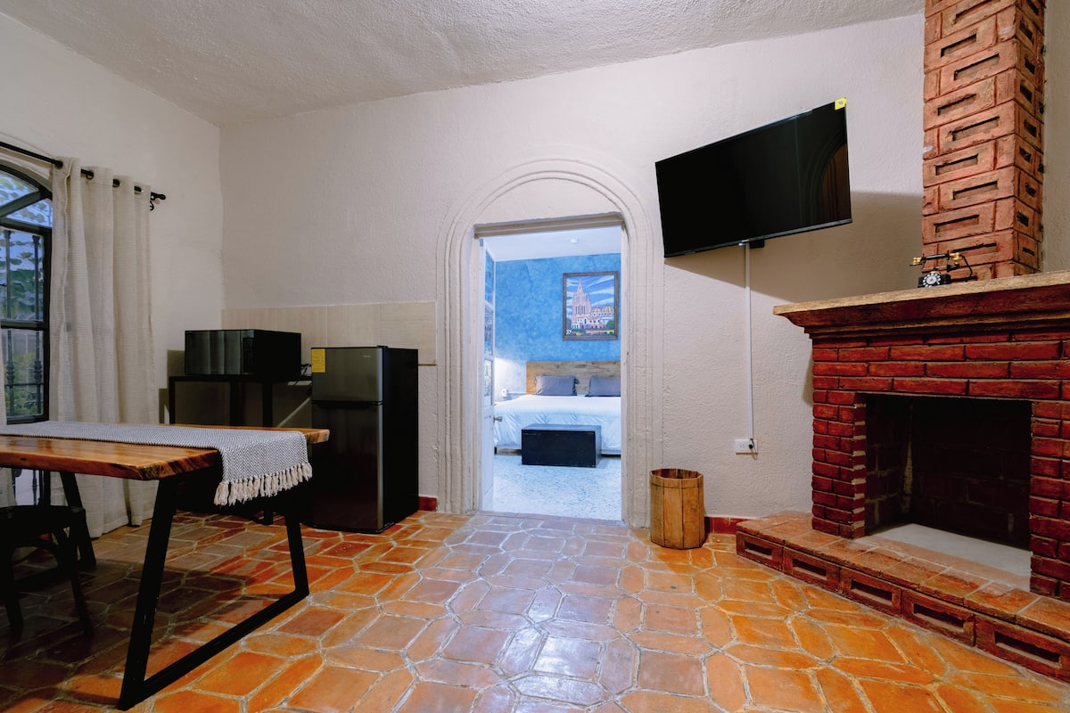 Standard Loft, 1 King Bed | 1 bedroom, in-room safe, iron/ironing board, free WiFi