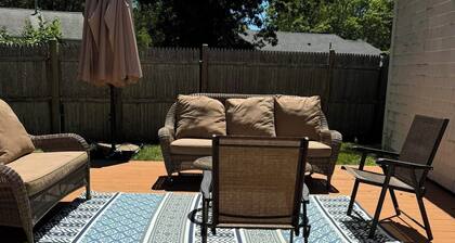 3-bedroom cape house in South Yarmouth. Great location to all beaches & shopping
