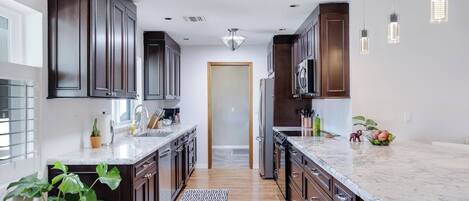 Fridge, microwave, oven, stovetop