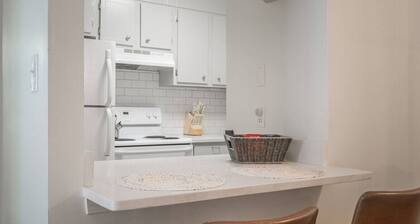 Luxury in the Heart of Homewood!