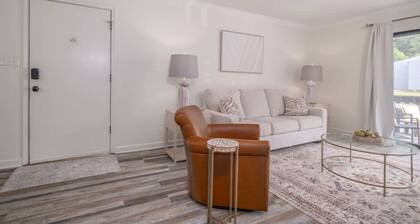 Luxury in the Heart of Homewood!