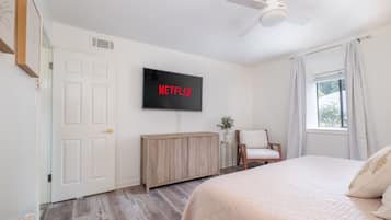 1 bedroom, iron/ironing board, WiFi, bed sheets