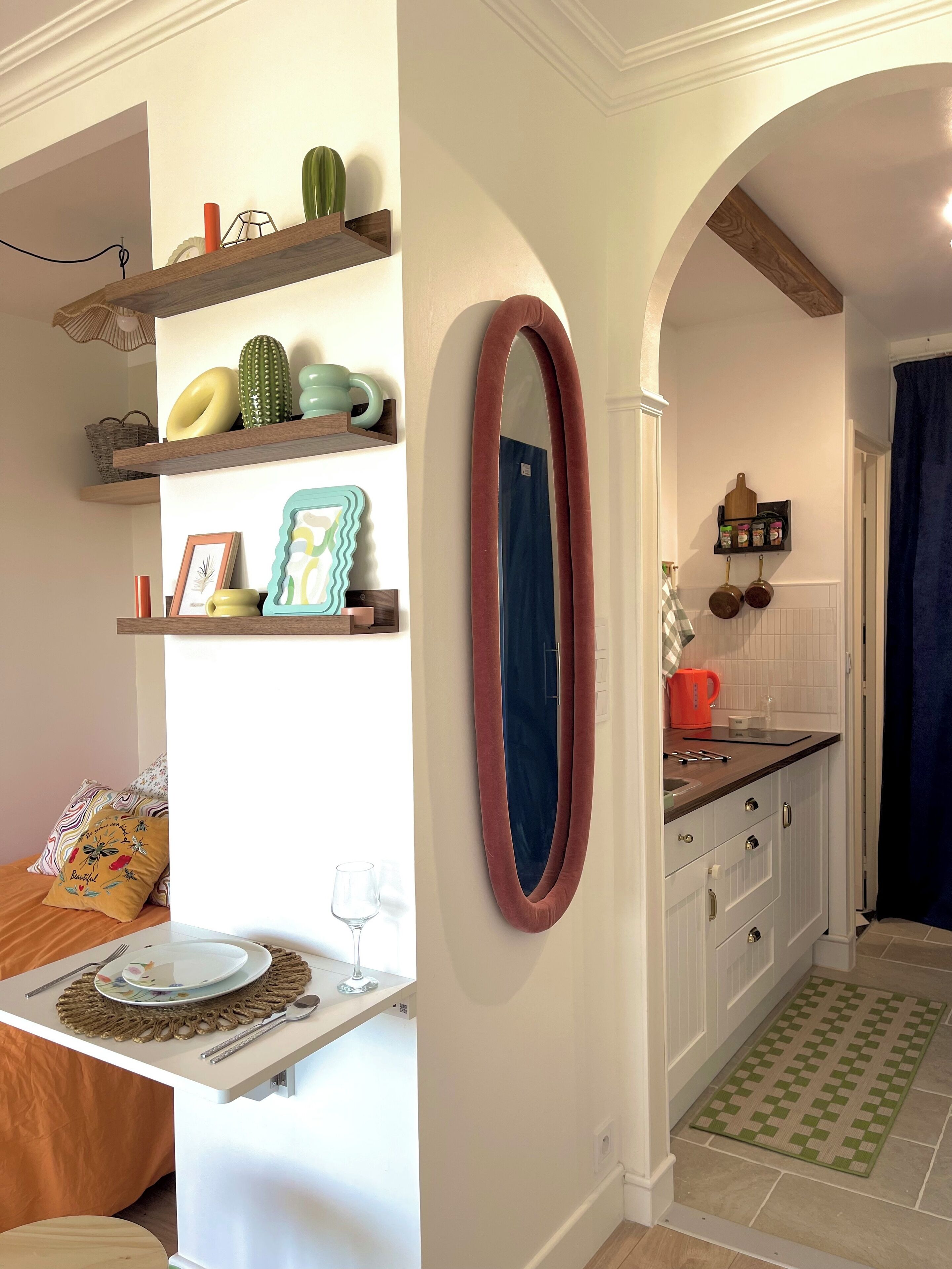 1 chambre, fer et planche à repasser, Wi-Fi, draps fournis