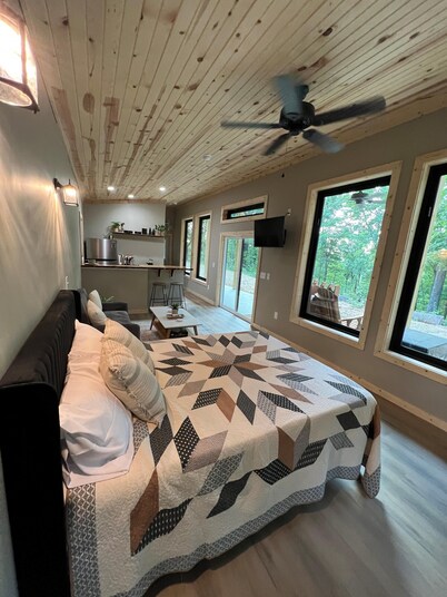 New, Cozy, Secluded Cabin