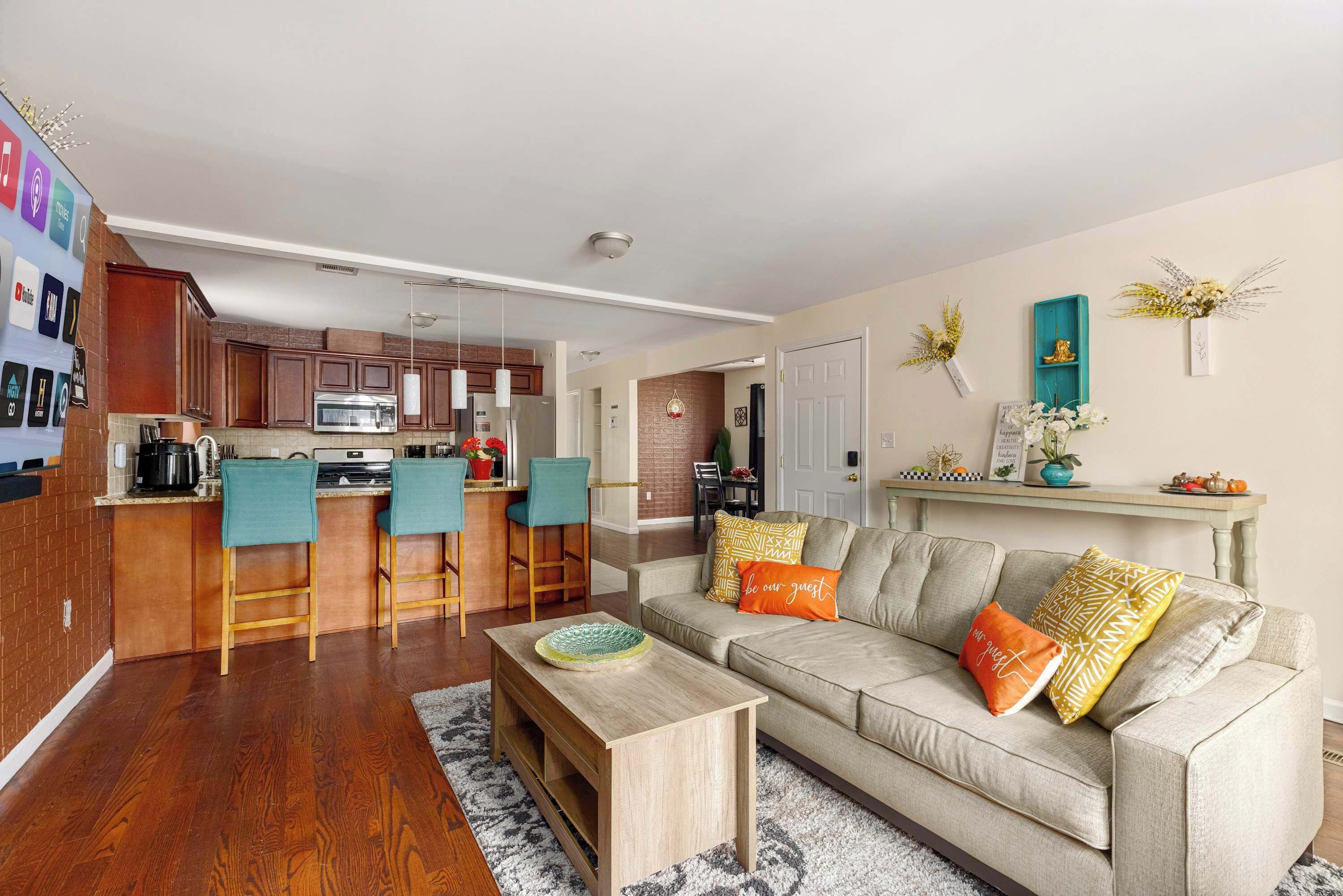 TV, fireplace, books, offices