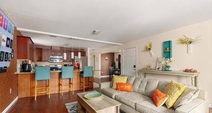 3BR w/ Garage Parking | Near NYC & EWR