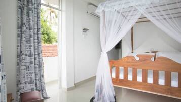 1 chambre, fer et planche Ă repasser, Wi-Fi, draps fournis