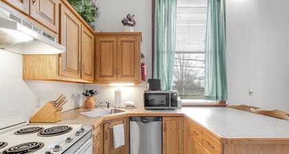 Opera House Loft 03 | 1 Bed, 1 Bath