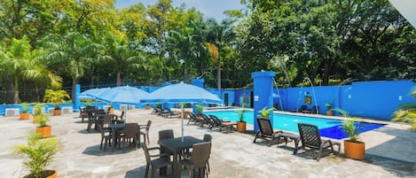 Utomhuspool