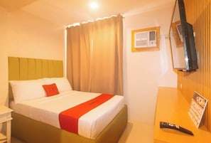 Room - RedDoorz @ Benelio Suites Pavia Iloilo (Pavia)