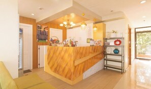 Lobby - RedDoorz @ Benelio Suites Pavia Iloilo (Pavia)