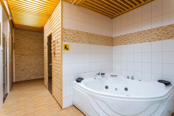 Sports facility - Apartmánový Komplex Dagmar (Jachymov)