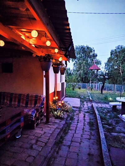 Charming 2-bedroom farmhouse in Hosszúvölgy with WiFi