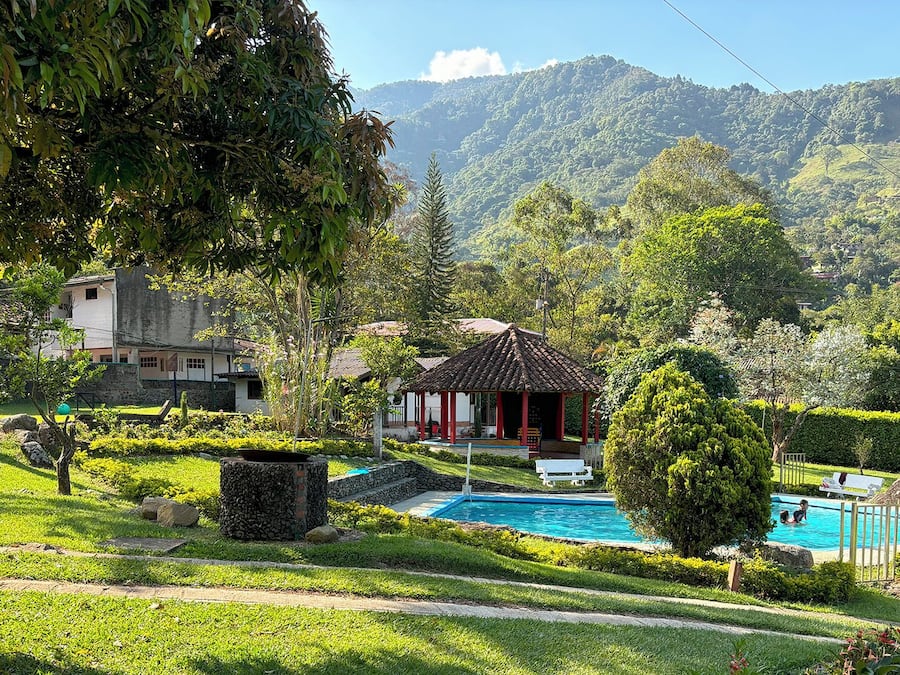 Cabin dành cho gia đình, ban công, quang cảnh núi | Khu phòng khách