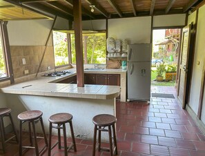 Family Cabin, Balcony, Mountain View | Private kitchen