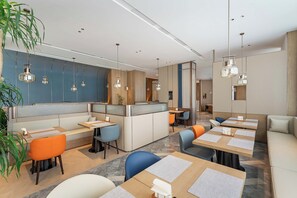 Restaurant - Holiday Inn Express Datong Pingcheng by IHG (Datong)