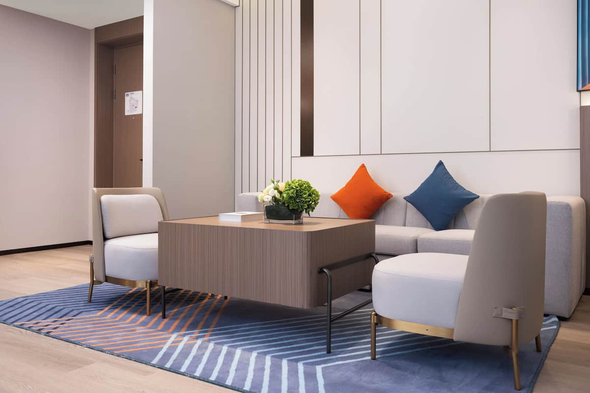 1 King Suite City View | Down comforters, blackout drapes, soundproofing, free WiFi