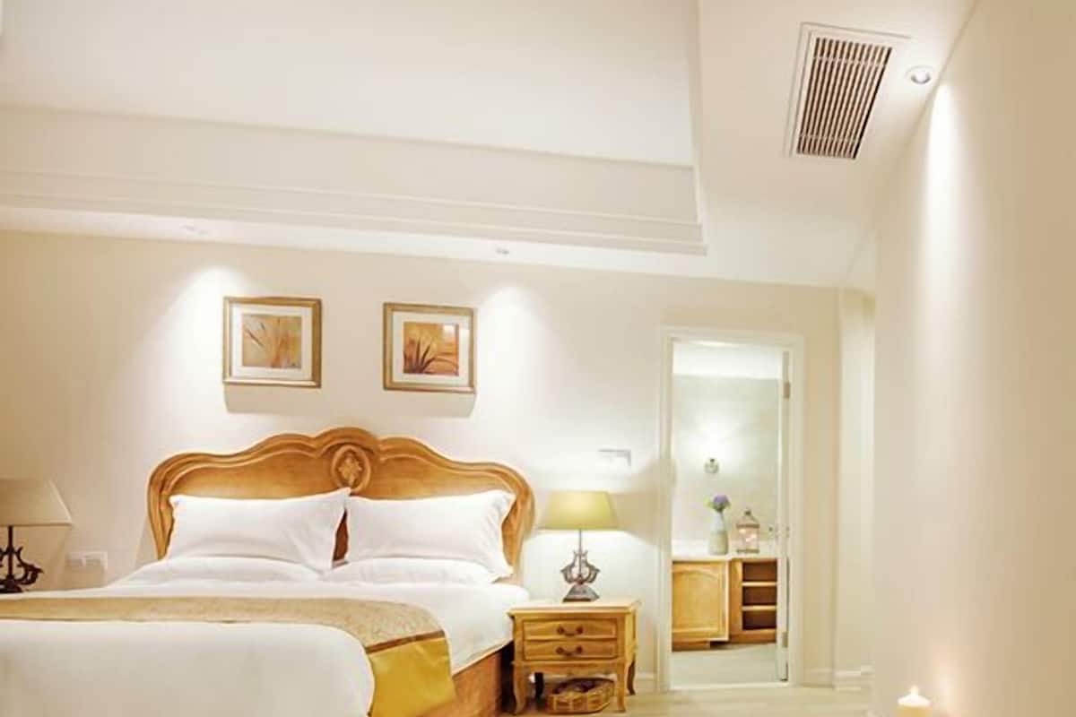 Cots/infant beds