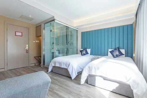 Piaohome Chain Hotel (Beijing Guomao Dawang Road Subway Station Store)