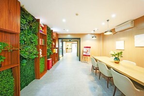 Interior - Piaohome Chain Hotel (Beijing Guomao Dawang Road Subway Station Store) (Beijing)