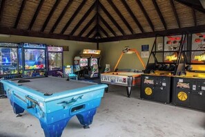 Games room - Unit 70 - 1 Bedroom Unit in Tropical Resort in Noosaville (Noosaville)