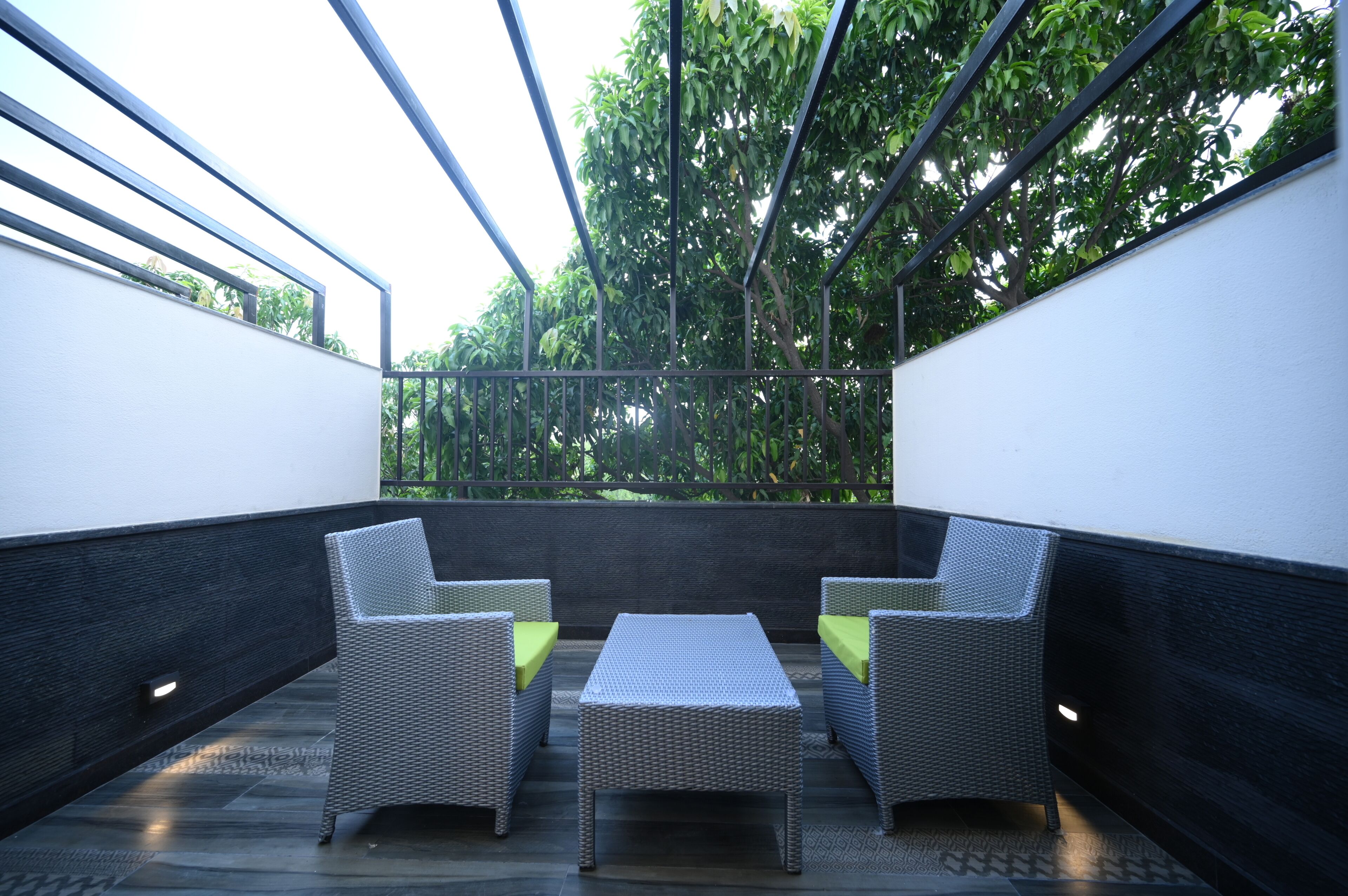 Club Double Room, Balcony, Garden View | Garden view