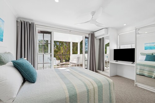 Unit 6 - Villa Aqua 6 - - Riverfront Noosaville