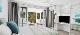 Unit 6 - Villa Aqua 6 - - Riverfront Noosaville