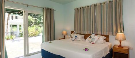 1 makuuhuone, silitysrauta/-lauta, vuodevaatteet