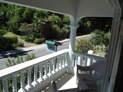 1 Bedroom Apartment - Cherubim