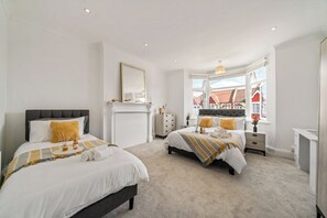 2 chambres, bureau, fer et planche à repasser, Wi-Fi