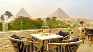 صورة غير مصنفة، 5 من 165، زرّ