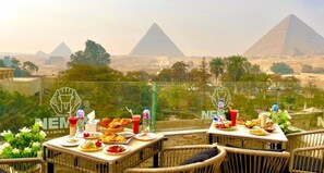 صورة غير مصنفة، 4 من 165، زرّ