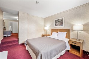 Deluxe Τετράκλινο Δωμάτιο | Γραφείο, σίδερο/σιδερώστρα, δωρεάν Wi-Fi 