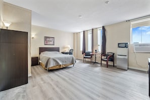 Deluxe Δίκλινο Δωμάτιο (Double) | Γραφείο, σίδερο/σιδερώστρα, δωρεάν Wi-Fi 