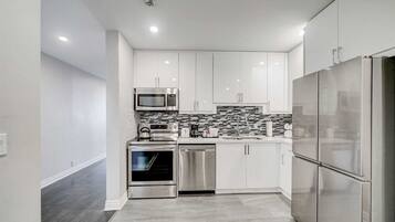 Comfort Apartment | 1 bedroom, desk, iron/ironing board, free WiFi