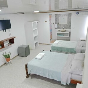 Family Triple Room | Hypo-allergenic bedding, free WiFi