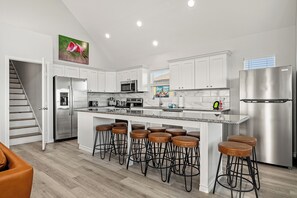 Fridge, microwave, oven, stovetop - Sleeps 20, 4 King BR, Beach Access, Luxury Spa, Pets, Decks, Games Galore (Bolivar Peninsula)