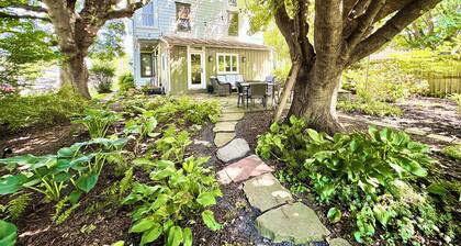 2,200 Sq Ft w/ 2 Gamerooms, Firepit & Grill 15 Minutes To Hershey
