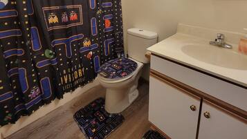 Hair dryer, towels, soap, shampoo