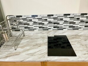 Paper towels - Chic 1-bedroom basement apartment (Rockville)